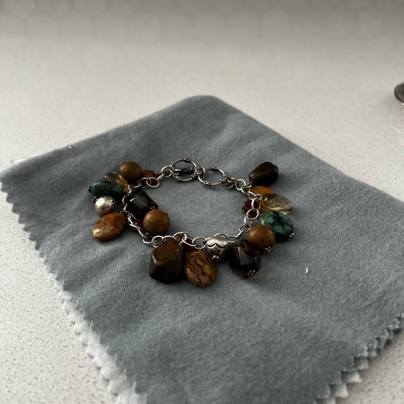 Silpada OS. One gem missing. - Picture 2 of 3